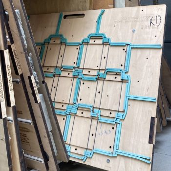 Différentes forms de découpes stockées.